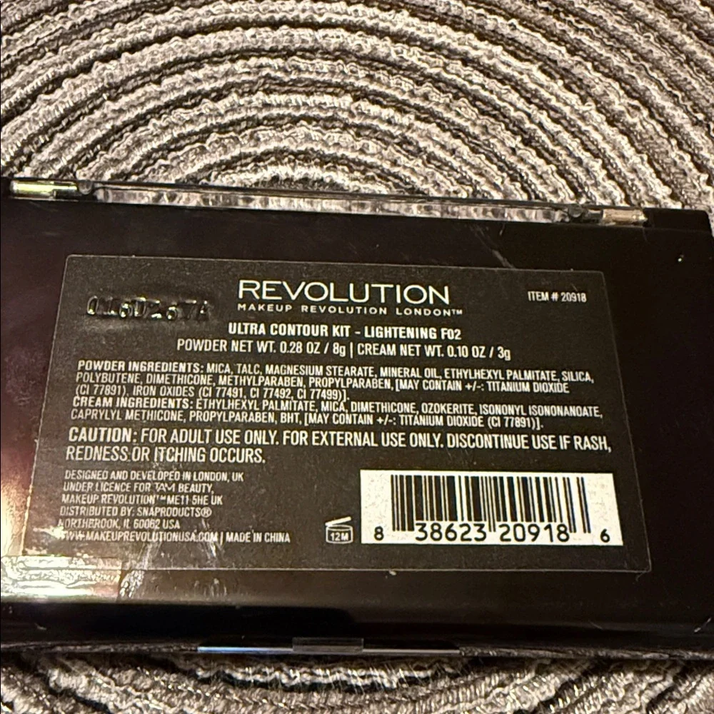 10/$25 Revolution contour Palette -